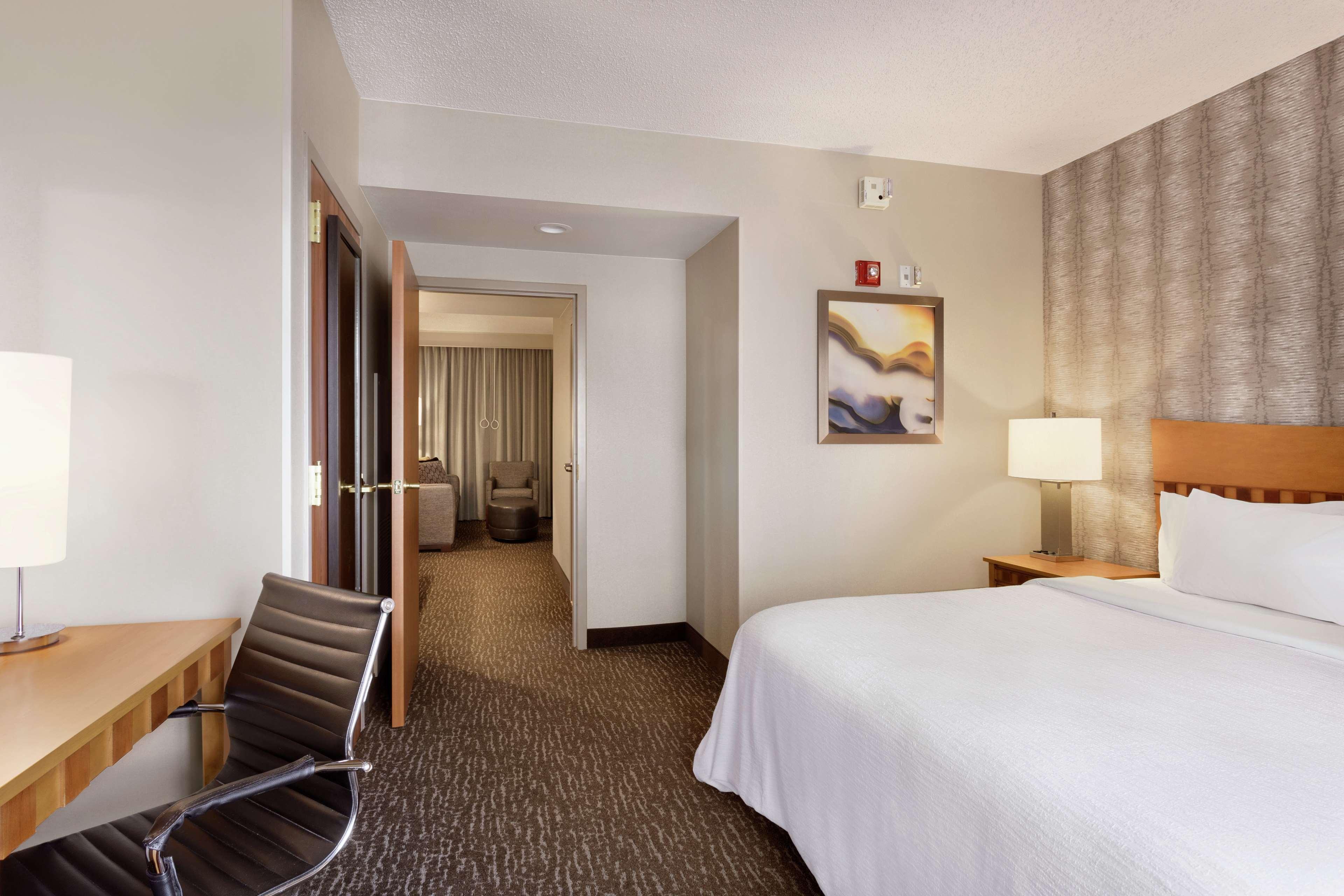 Embassy Suites Northwest Arkansas - Hotel, Spa & Convention Center Rogers Eksteriør billede