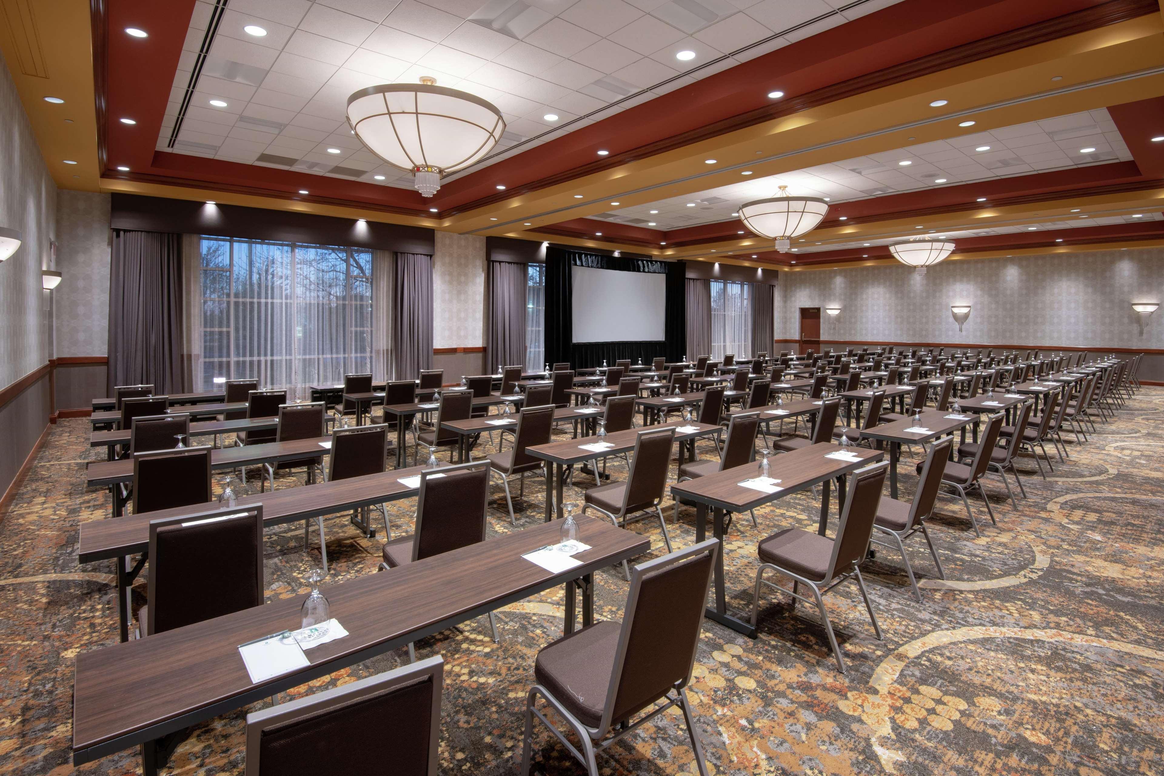 Embassy Suites Northwest Arkansas - Hotel, Spa & Convention Center Rogers Eksteriør billede
