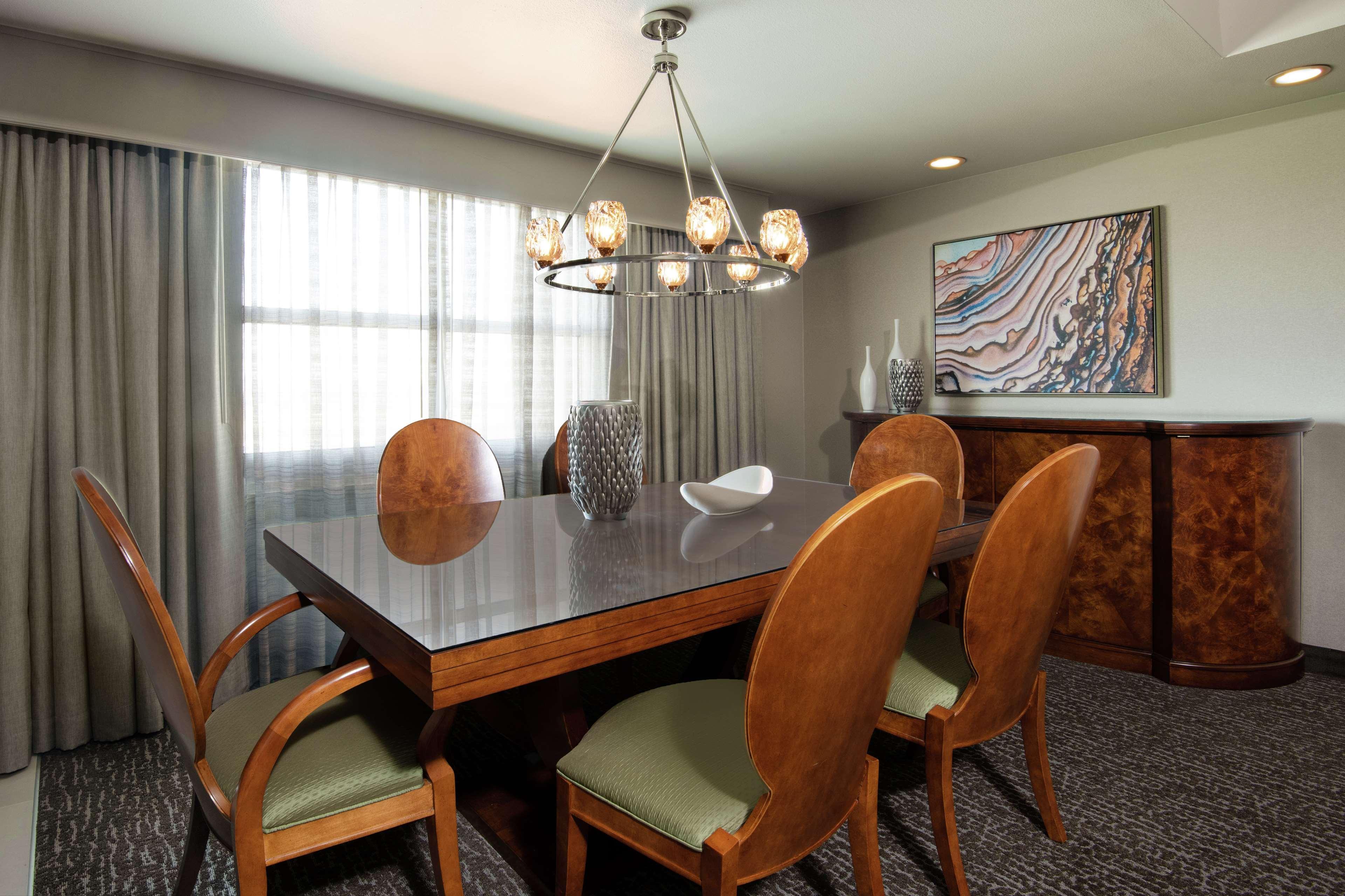 Embassy Suites Northwest Arkansas - Hotel, Spa & Convention Center Rogers Eksteriør billede