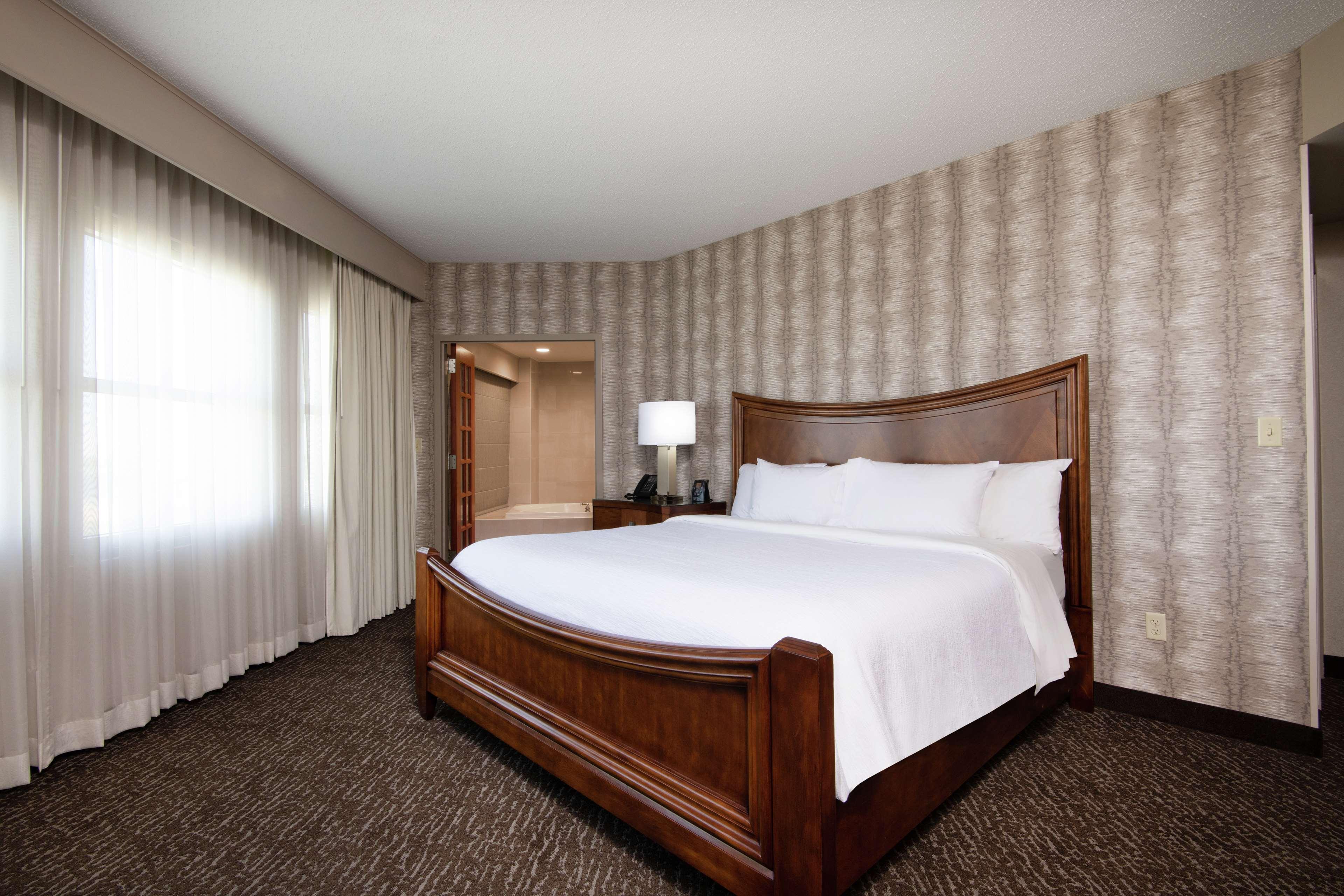 Embassy Suites Northwest Arkansas - Hotel, Spa & Convention Center Rogers Eksteriør billede