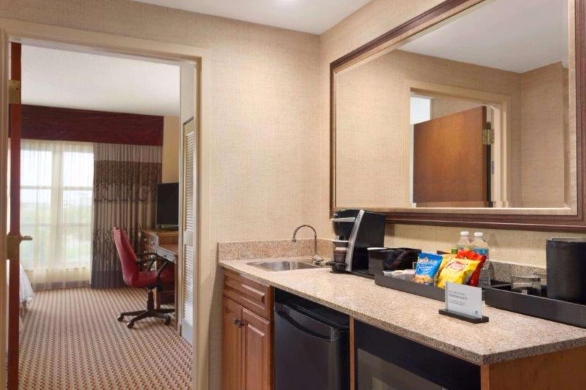 Embassy Suites Northwest Arkansas - Hotel, Spa & Convention Center Rogers Eksteriør billede